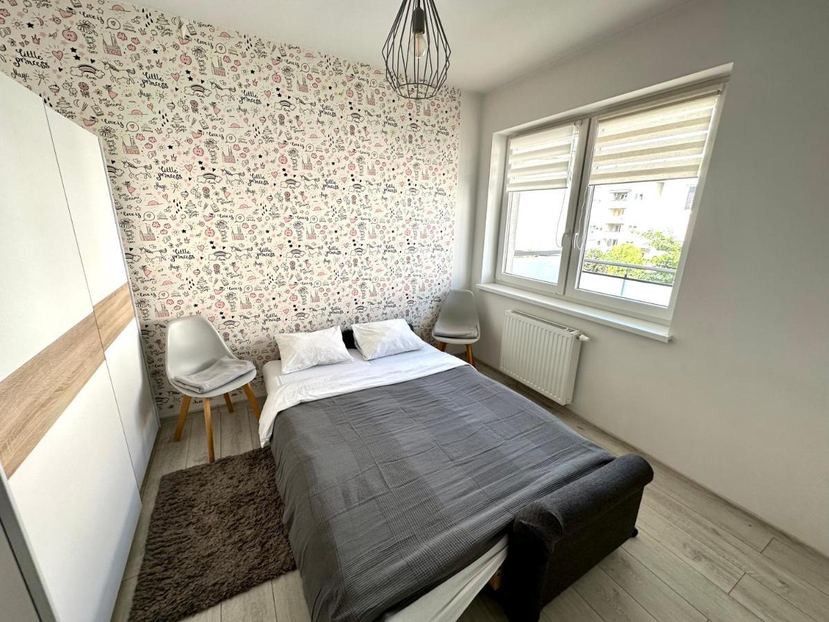 Sdh 1 Wolomin Comfortable Apartment Near Warsaw Exterior photo