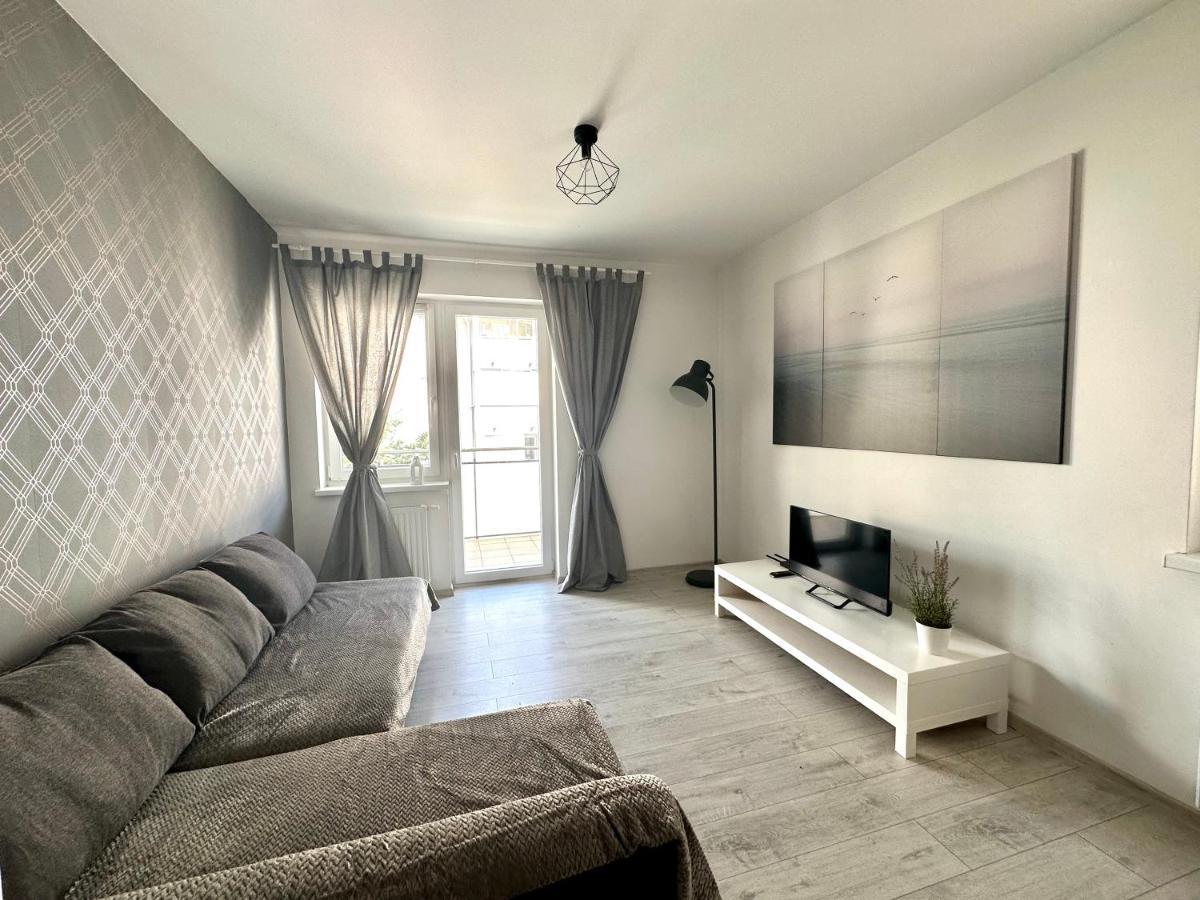 Sdh 1 Wolomin Comfortable Apartment Near Warsaw Exterior photo
